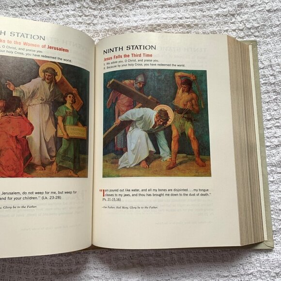 1971 Holy Bible Keepsake Family Edition Large Hardcover - Picture 6 of 9